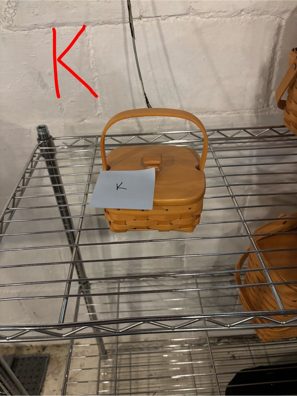 Small handled woven basket bag